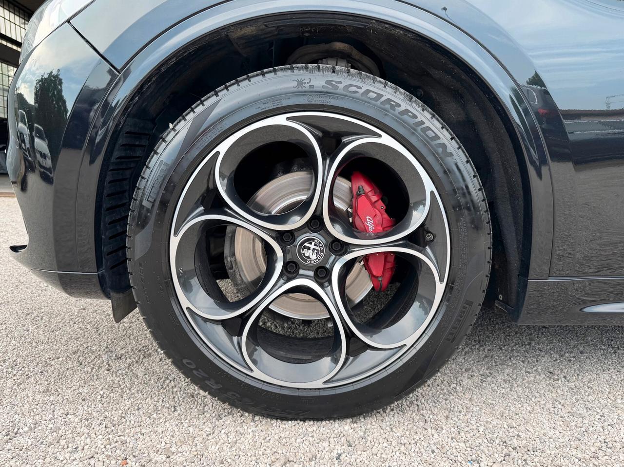 Alfa Romeo Stelvio 2.2 Veloce Q4 210cv | PREZZO REALE