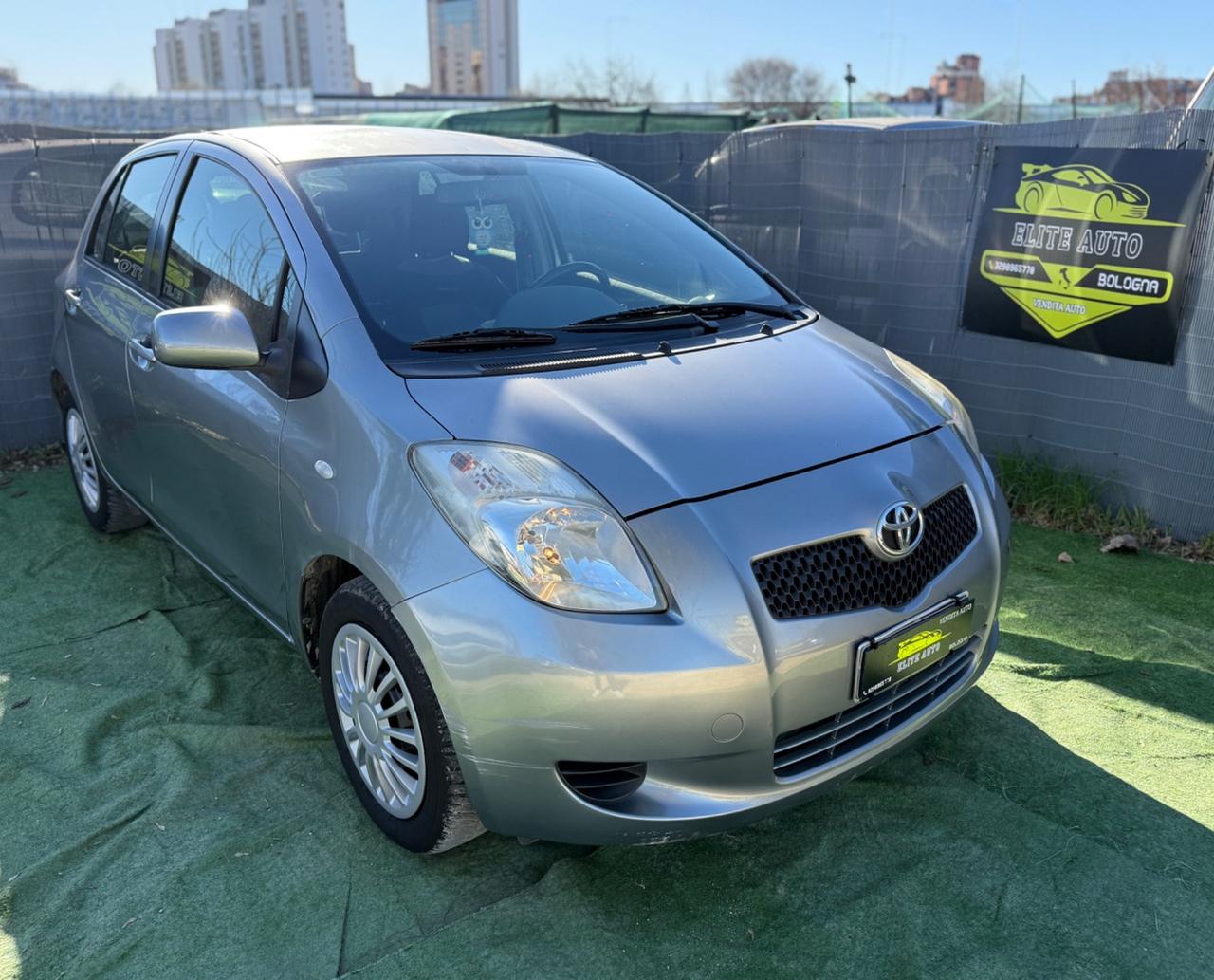 Toyota YARIS 1.0 BENZINA SOL NEOPATENTATI 5 PORTE