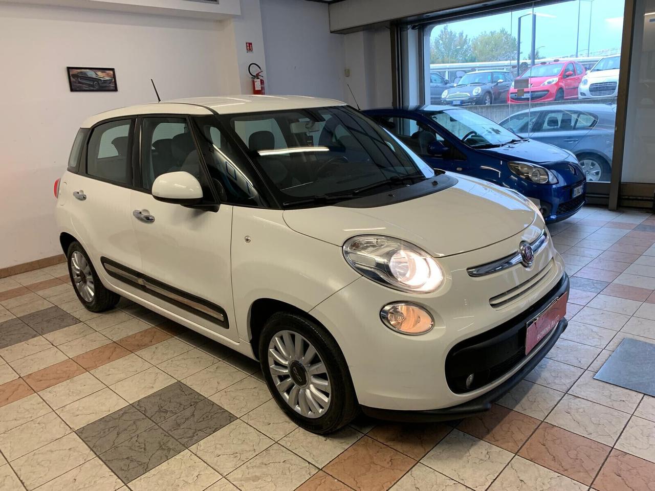 Fiat 500L 1.4 95 CV Lounge Adatta ai neopatentati