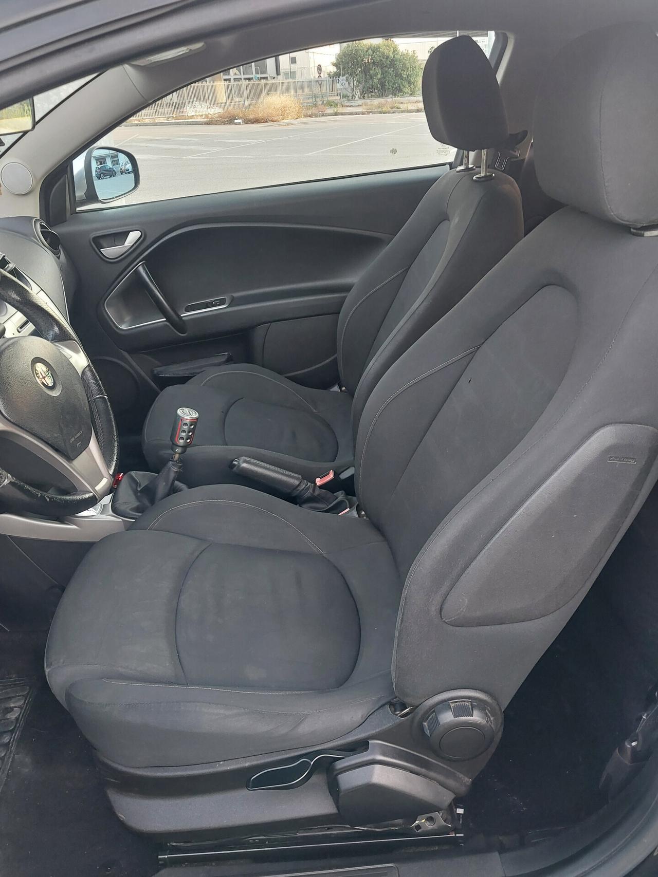 ALFA ROMEO MITO 1.3 JTDm- 95 CV POCHI KM.-03-2012
