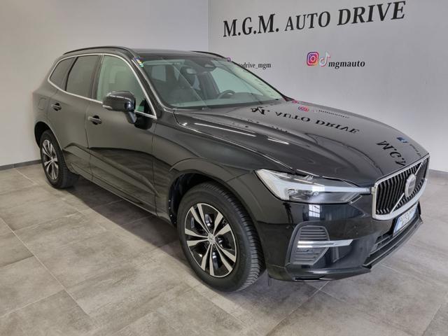 VOLVO XC60 B5 (d) AWD Geartronic Momentum Pro