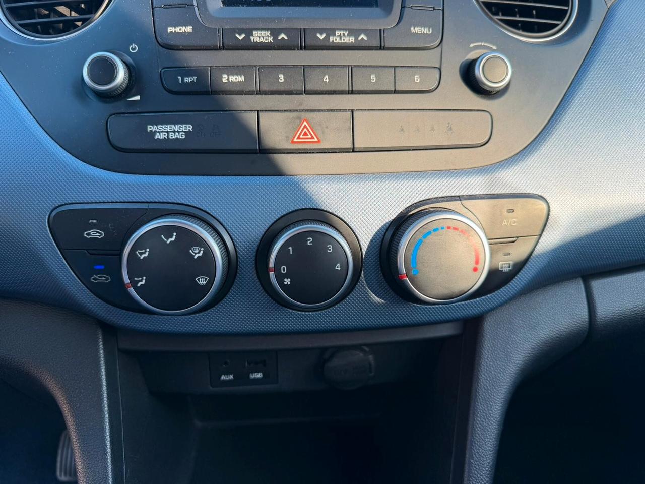 Hyundai i10 1.0 MPI Login