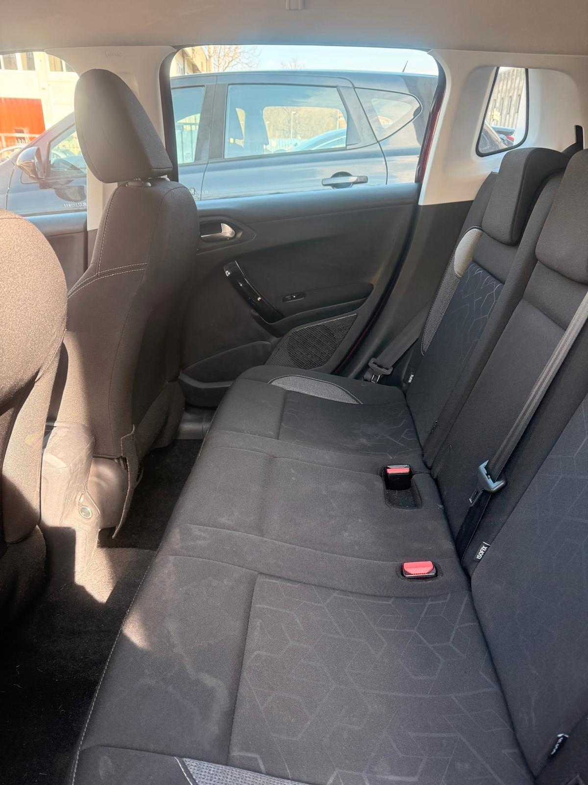 Peugeot 2008 1.2 benzina+Gpl