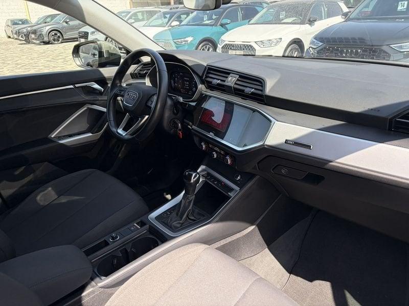 Audi Q3 SPB Business 2.0 TDI 150CV S-Tronic 35