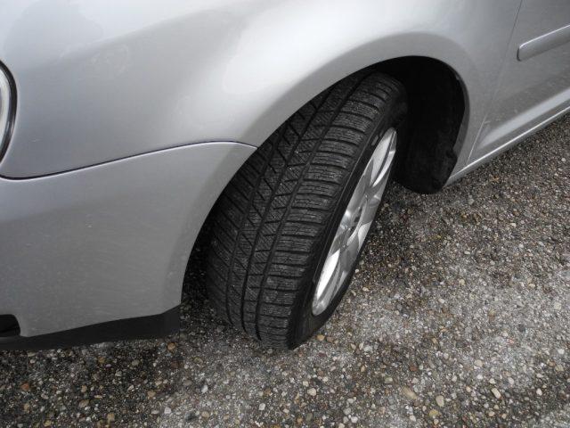 VOLKSWAGEN Touran 1.9 TDI 105cv -AUTOCARRO 5 POSTI- OK NEOPATENTATI