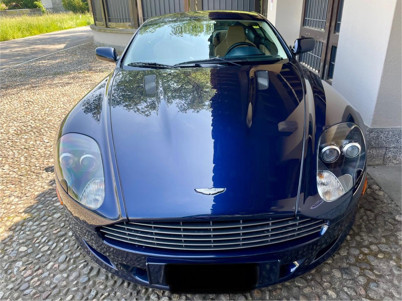Aston Martin DB9 Coupé Touchtronic *SOLO 63000 KM*
