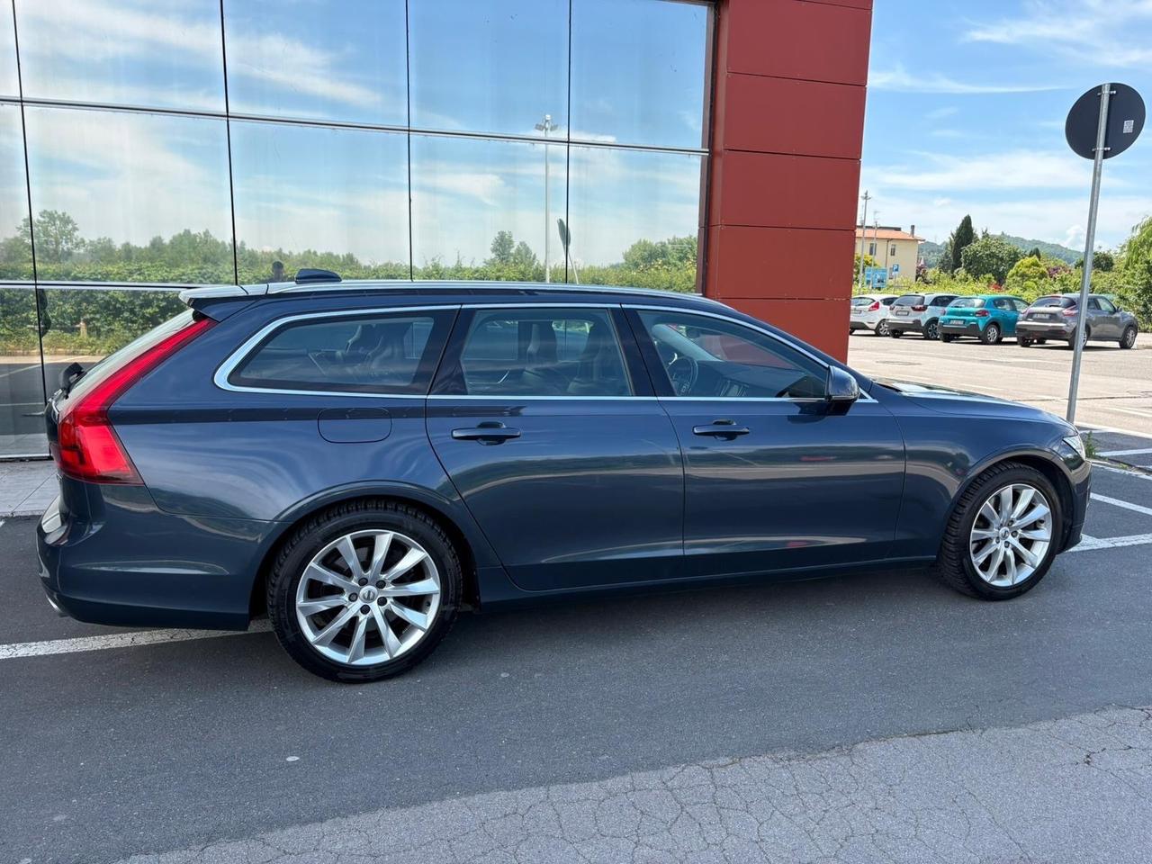 Volvo V90 D5 AWD Geartronic Inscription