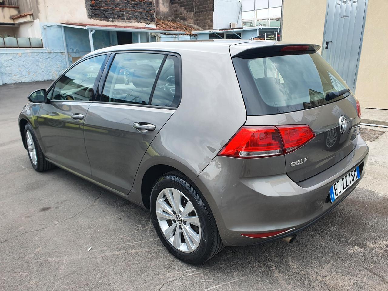 Volkswagen Golf 1.6 TDI 110 CV DSG 5p. Highline BlueMotion Technology