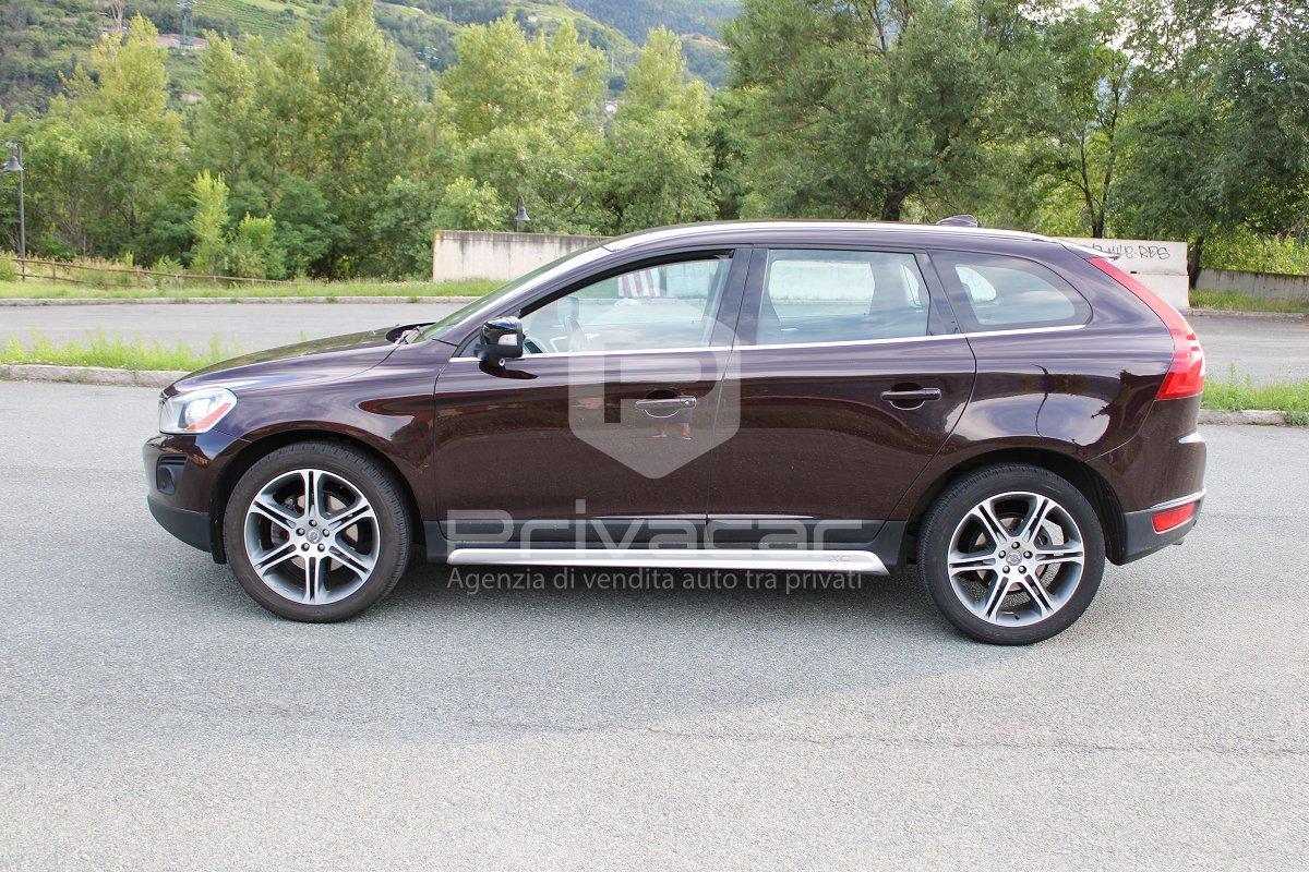 VOLVO XC60 D5 AWD Geartronic Summum