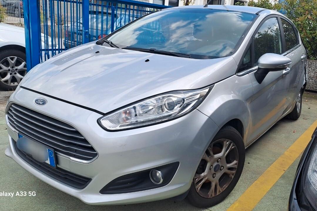 Ford Fiesta 1.4 5 porte Bz.- GPL Black & White Edition