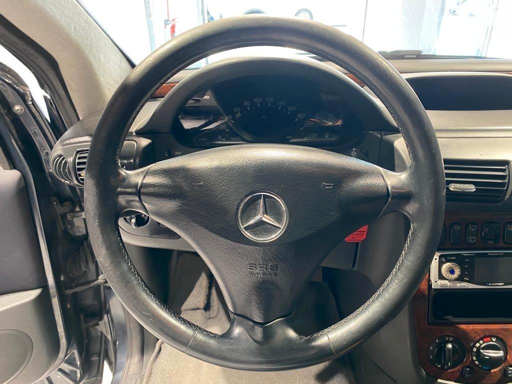 Mercedes-benz Vaneo 1.7 Diesel AUTOMATICO - 11/2004
