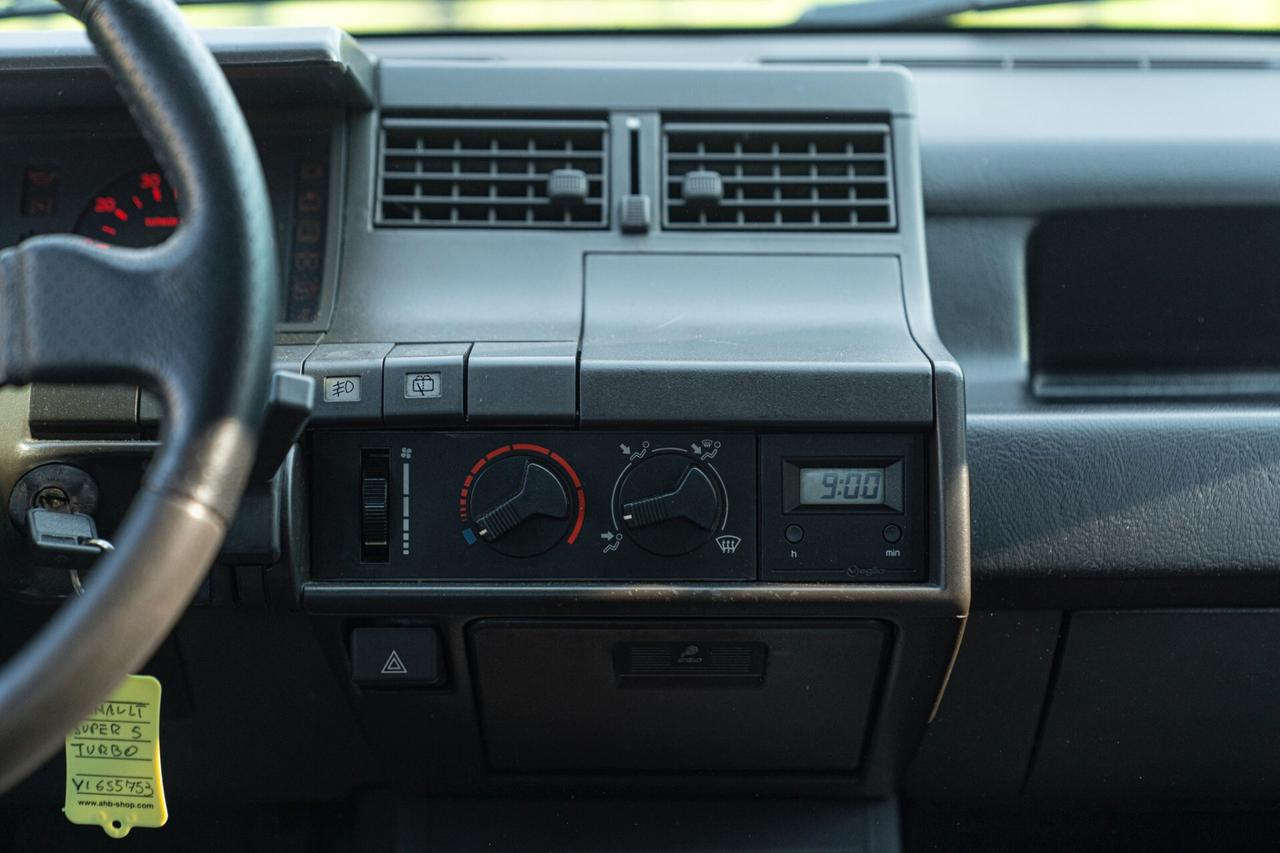 Renault Altro 5 GT TURBO PHASE 1 - RDS01861