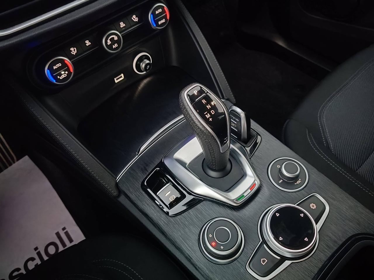 ALFA ROMEO Stelvio - Stelvio 2.2 t Veloce Q4 210cv auto