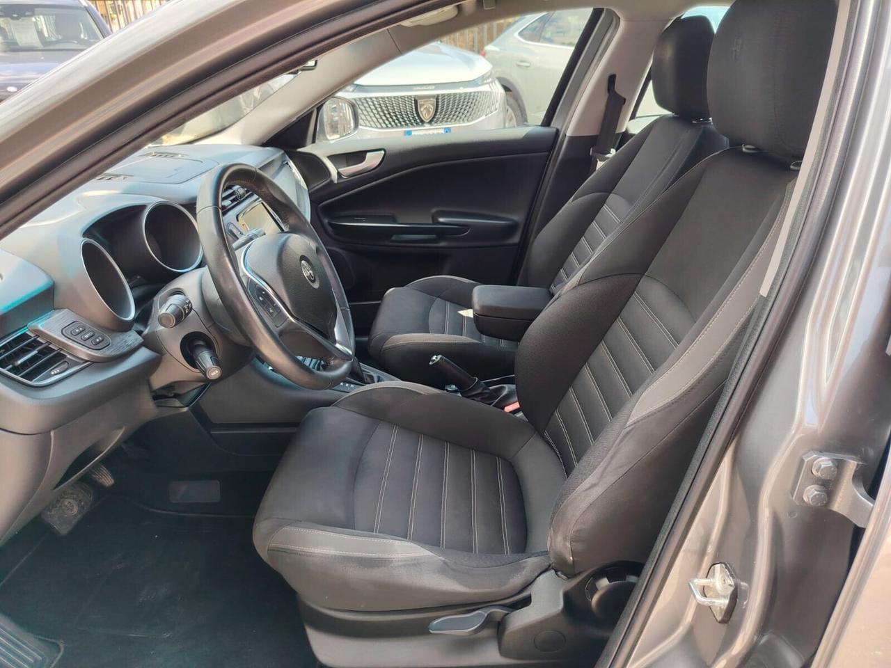 Alfa Romeo Giulietta 1.6 JTDm TCT 120 CV