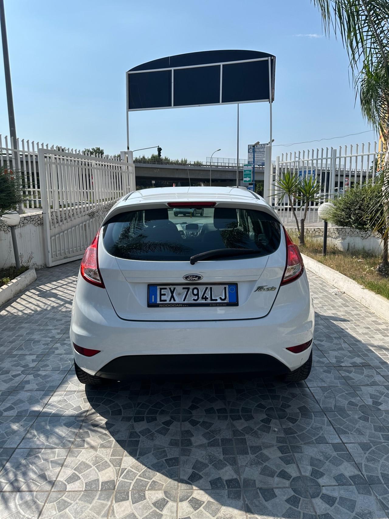 Ford Fiesta 1.5 TDCi 75CV 5 porte