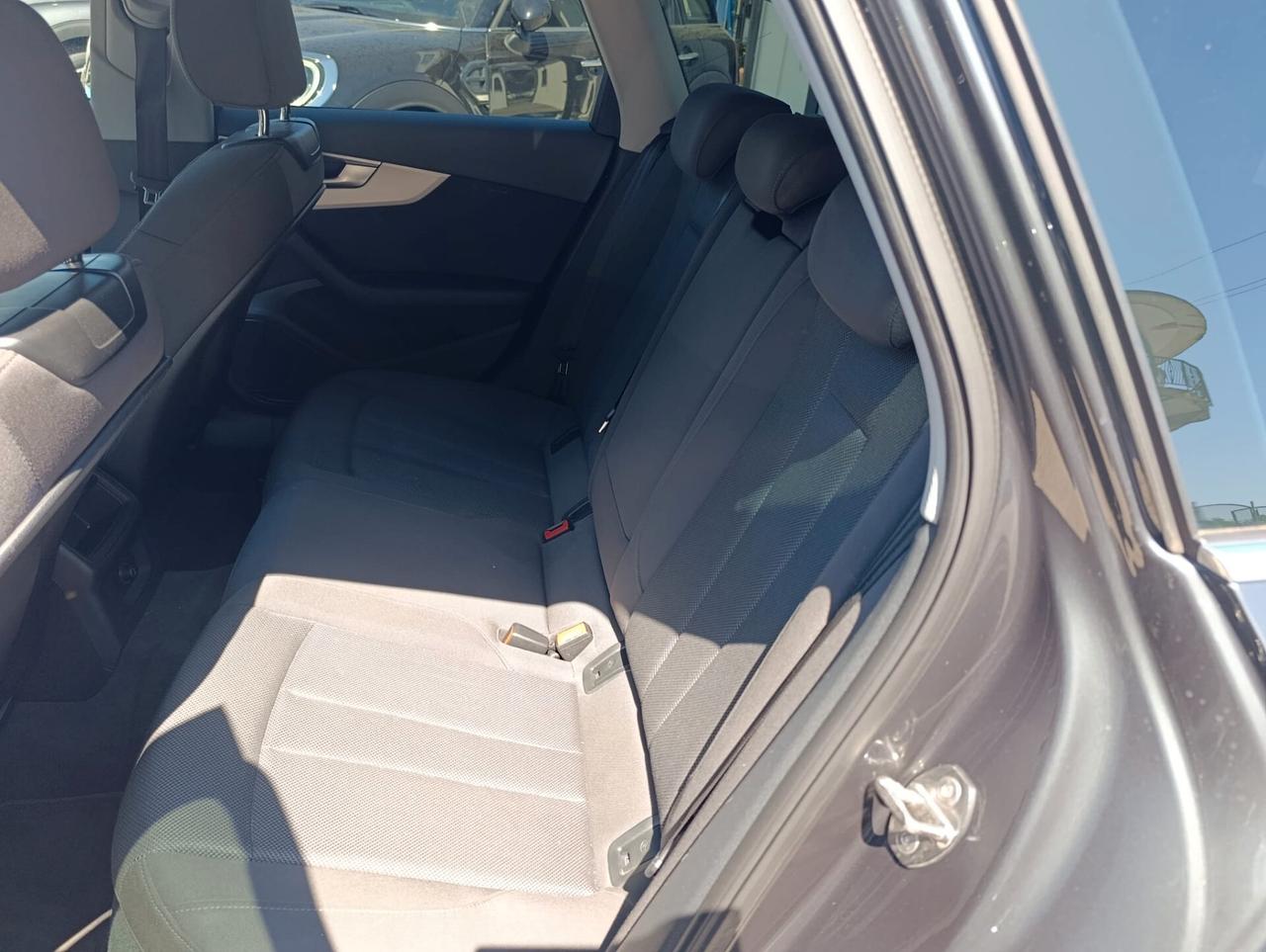Audi A4 Avant 35 TDI/163 CV S tronic line edition
