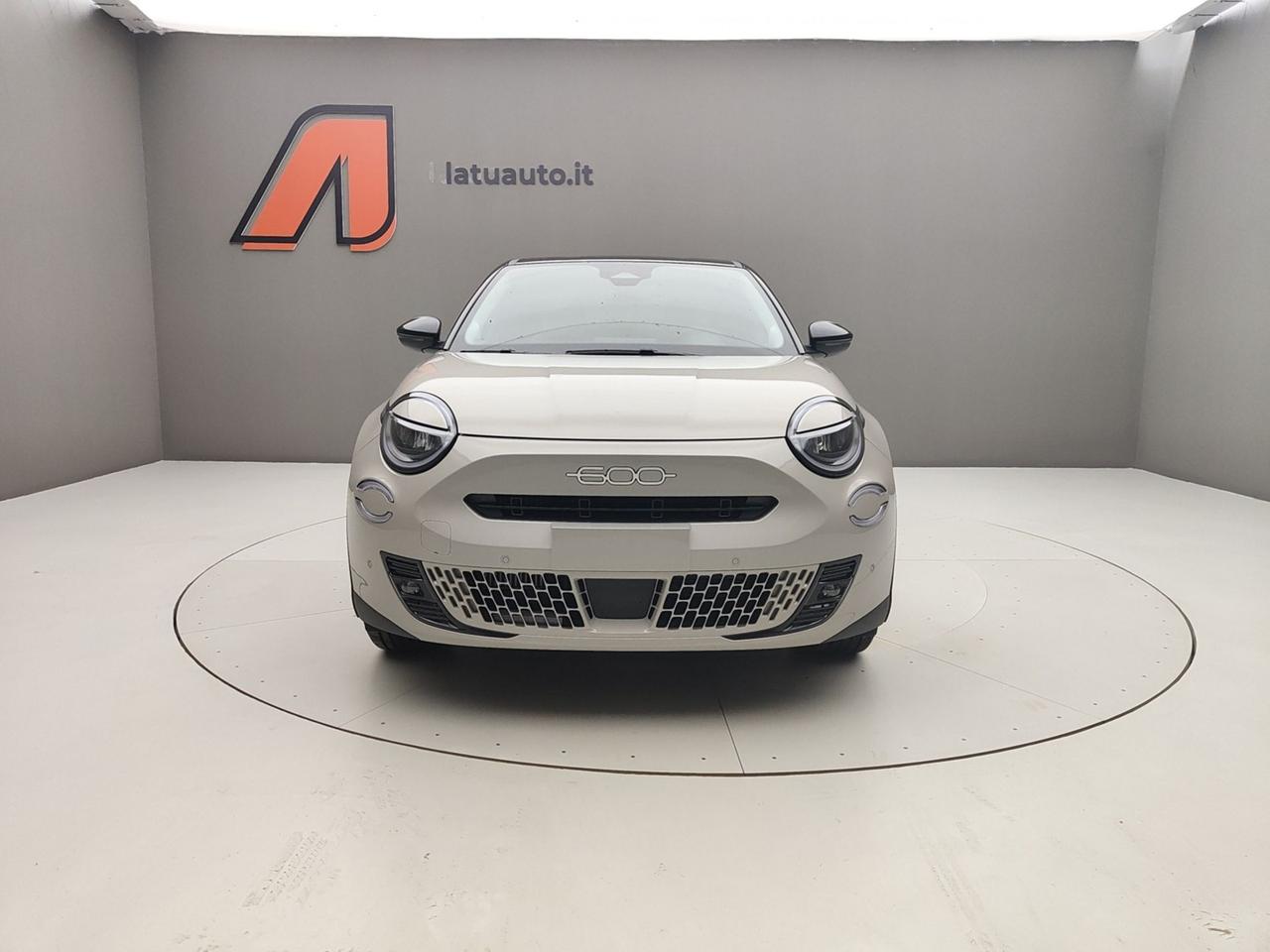 FIAT 600 IV 2023 1.2 MHEV 110CV DCT LA PRIMA