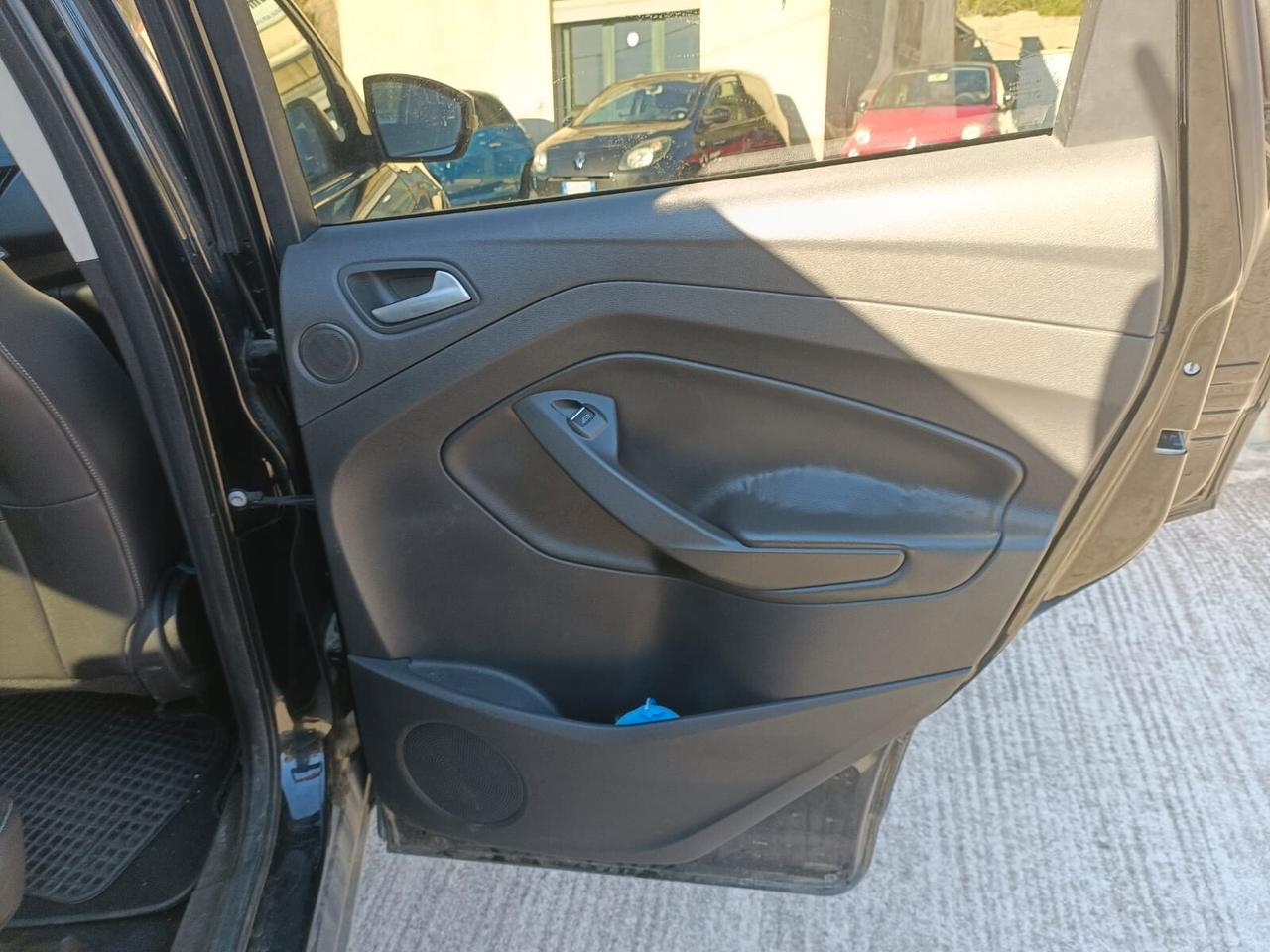 Ford Kuga 2.0 TDCI 150 CV S&S 2WD ST-Line - 2017