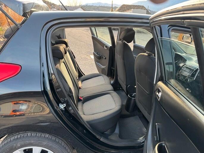 Hyundai i 20 5p 1.1 cri Sound Edition