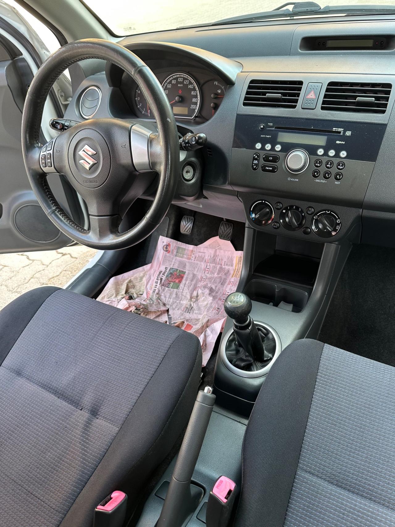 Suzuki Swift 1.3 4x4 5p. Outdoor Line GL