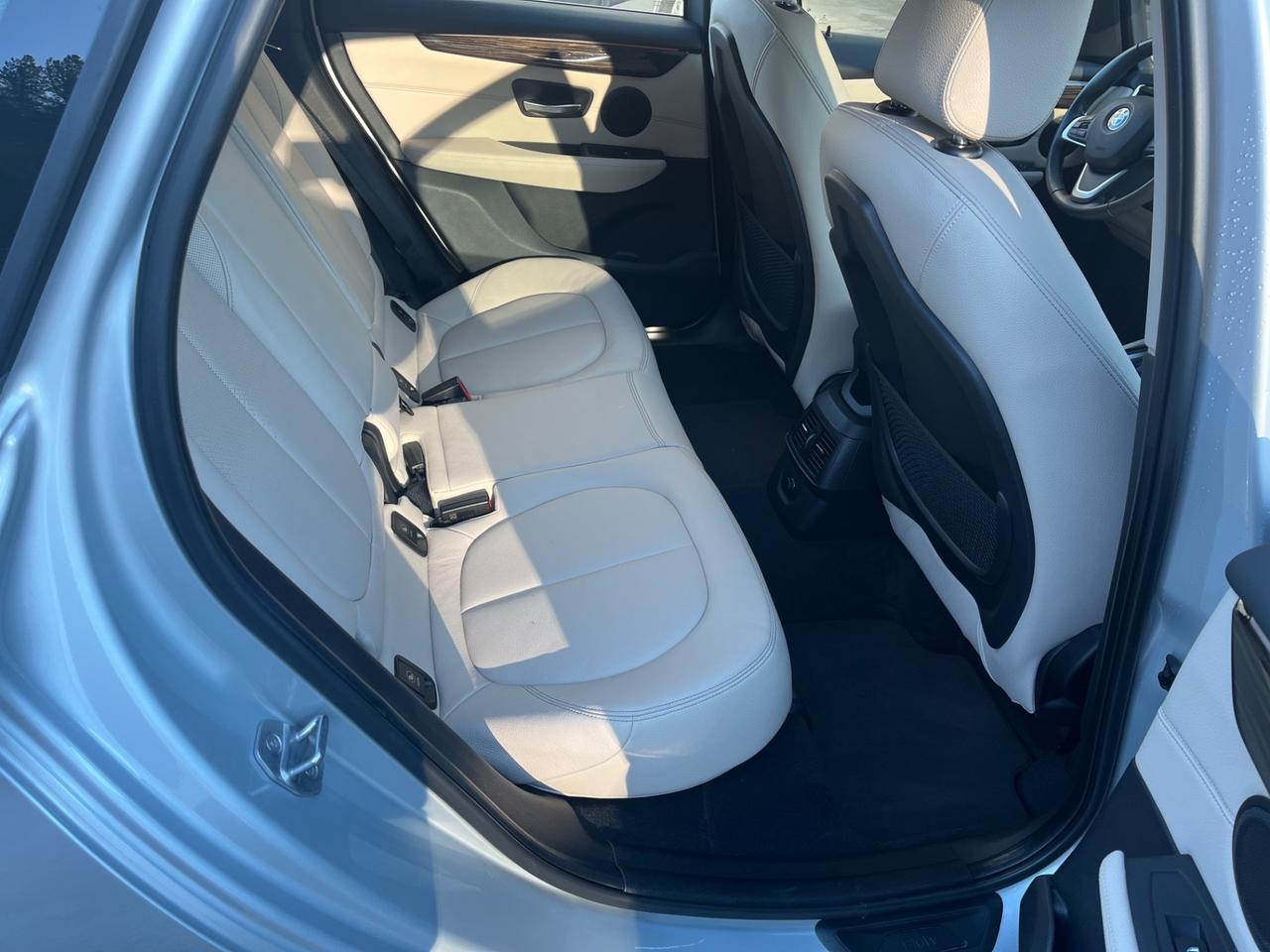 Bmw 218 218i Coupé Luxury