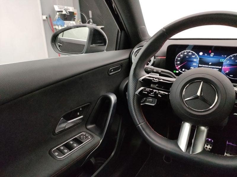 Mercedes-Benz Classe A A 180 AMG Line Premium auto Advanced Plus