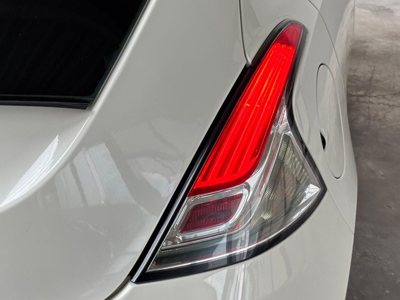 Lancia Ypsilon 1.2 69 CV Platinum
