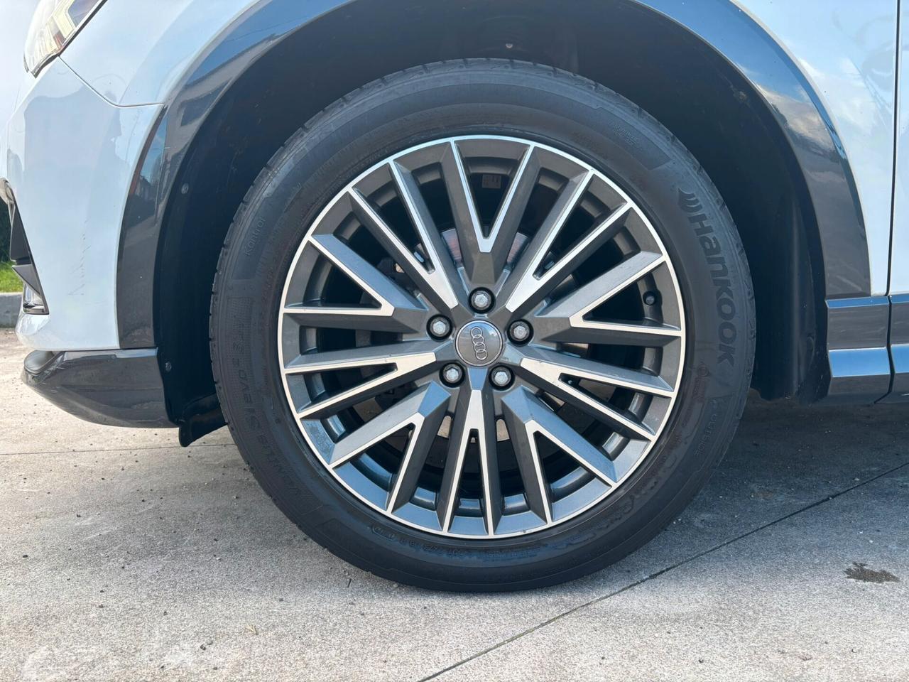 Audi Q3 35 TDI S tronic line edition