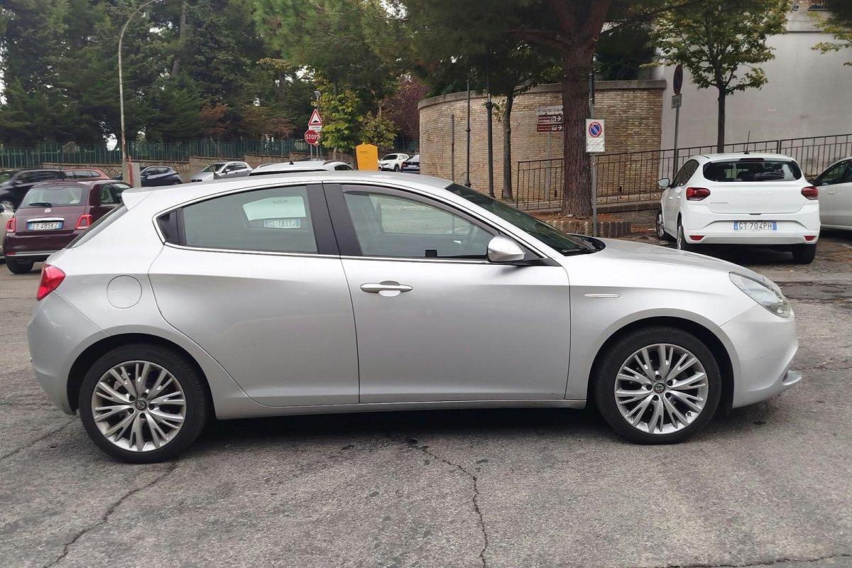 ALFA ROMEO Giulietta 1.6 JTDm 120 CV Super