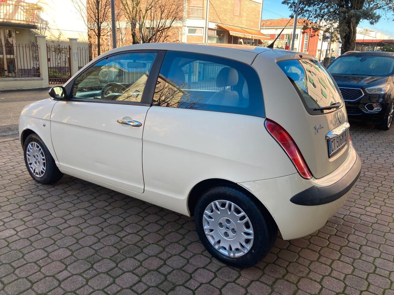 Lancia Ypsilon 1.2 60cv 120.000KM