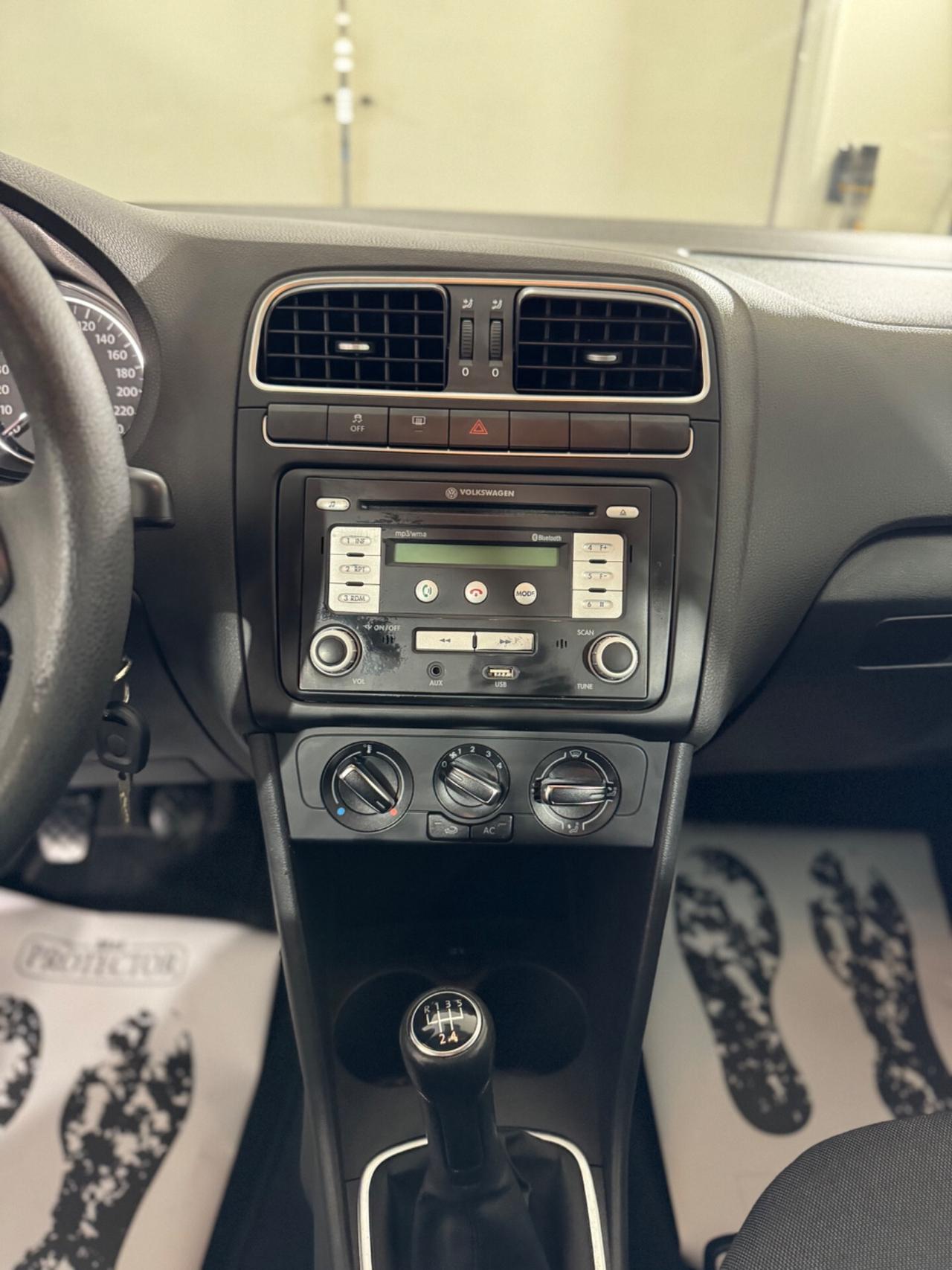 Volkswagen Polo 1.2 70 CV 5p. *NEOPATENTATI*