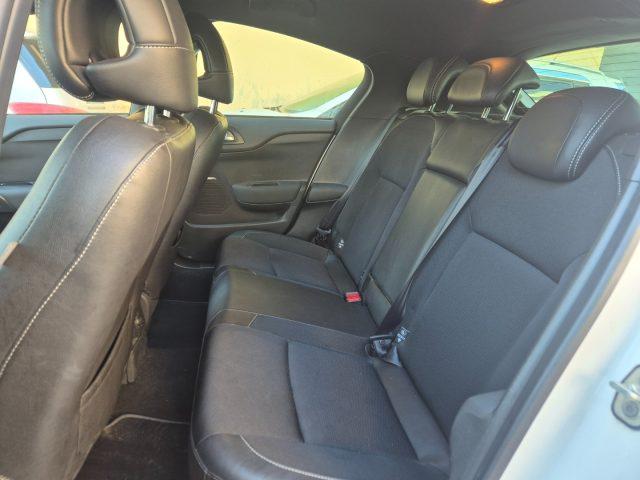 DS AUTOMOBILES DS 4 1.6 e-HDi 115 airdream Chic