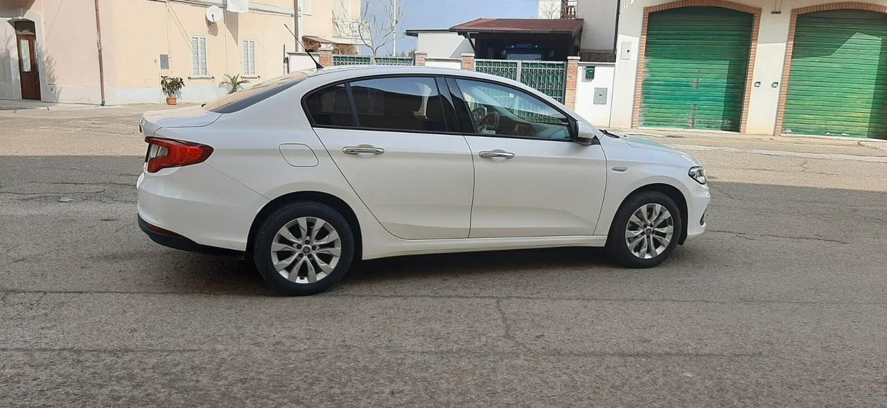 Fiat Tipo 1.4 5 porte Easy