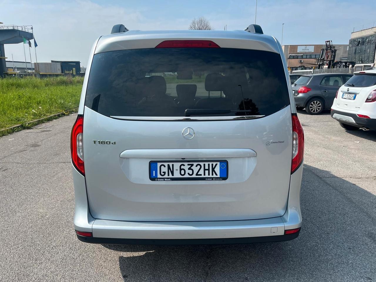 Mercedes-benz Classe T 180d