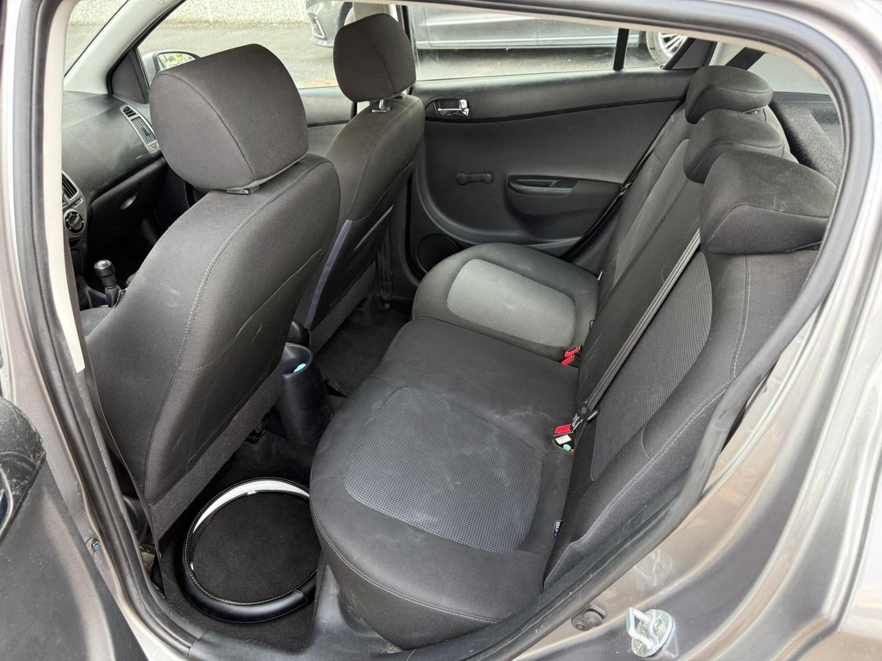 Hyundai i20 1.2 5p. 2013 137.000 KM