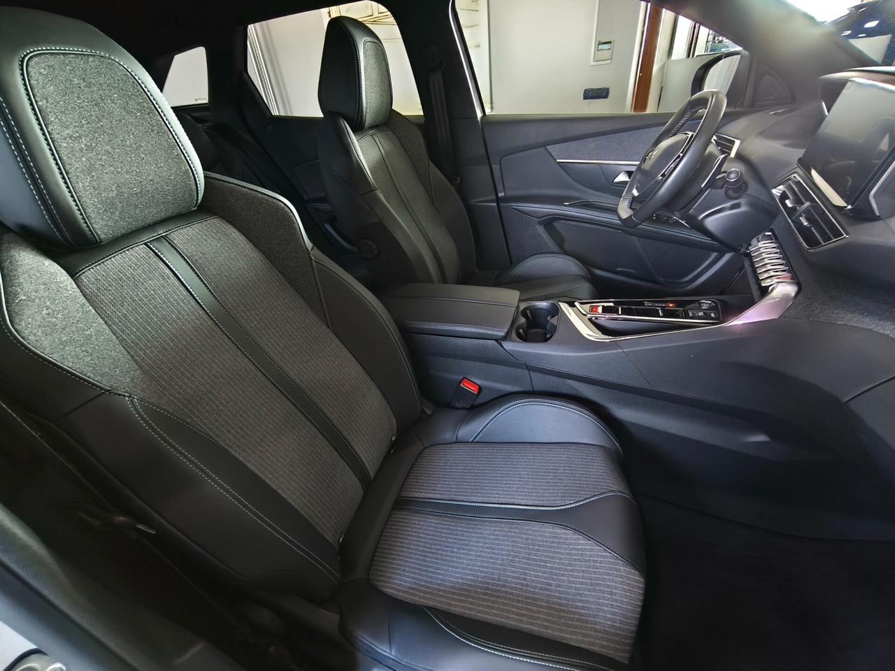 Peugeot 3008 PureTech Turbo 130 S&S EAT8 Allure Pack