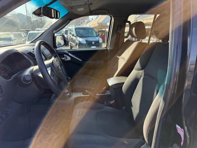 Nissan Navara 2.5 dCi 4 porte Double Cab Sport