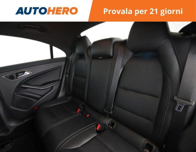 MERCEDES-BENZ CLA 200 Premium