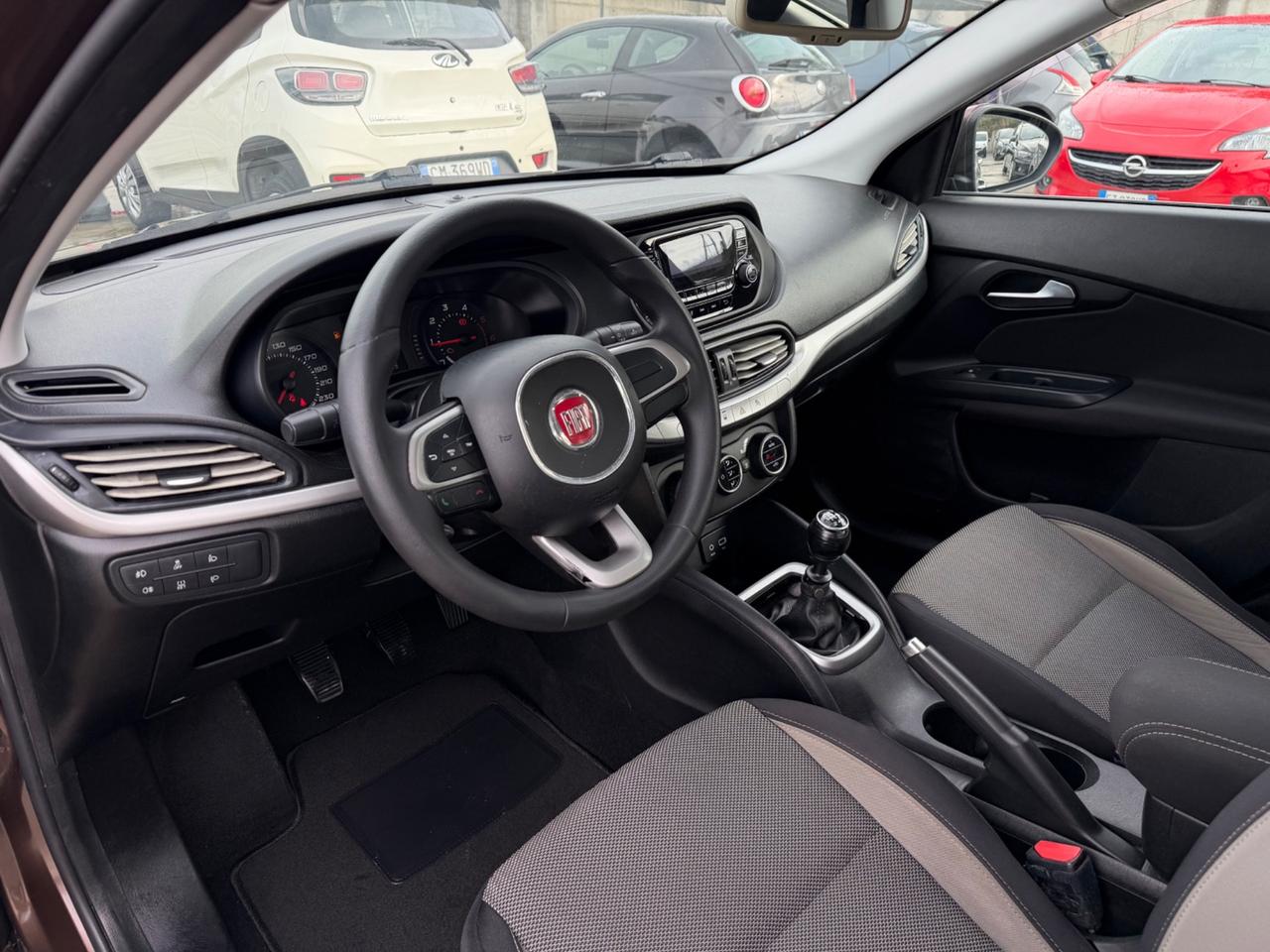 Fiat Tipo 1.6 Mjt 4 porte Lounge