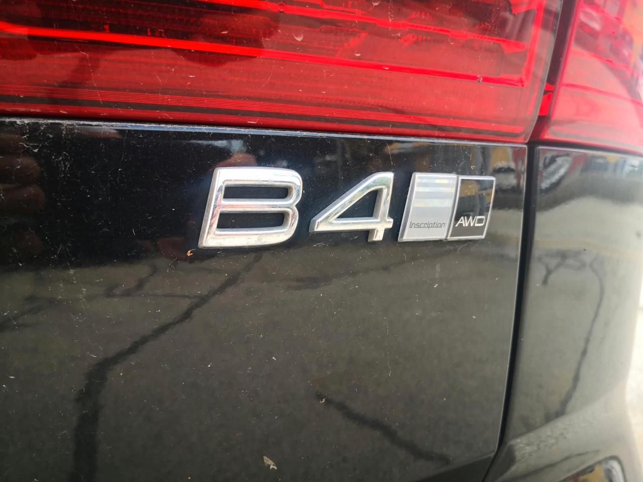 Volvo XC60 B4 (d) AWD Geartronic Inscription