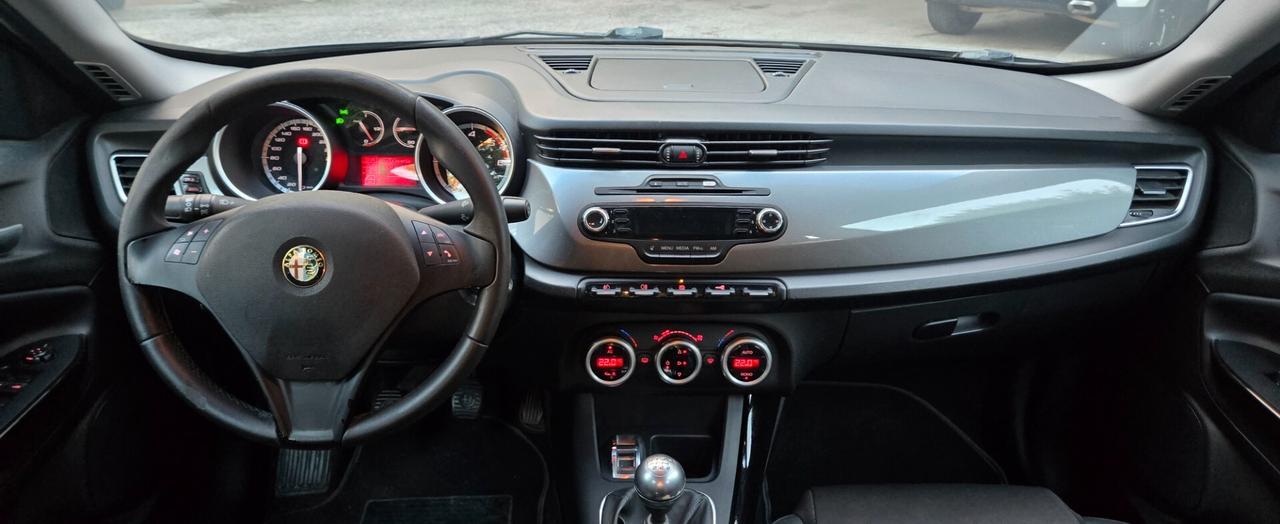 Alfa Romeo Giulietta 2.0 JTDm-2 140 CV Exclusive