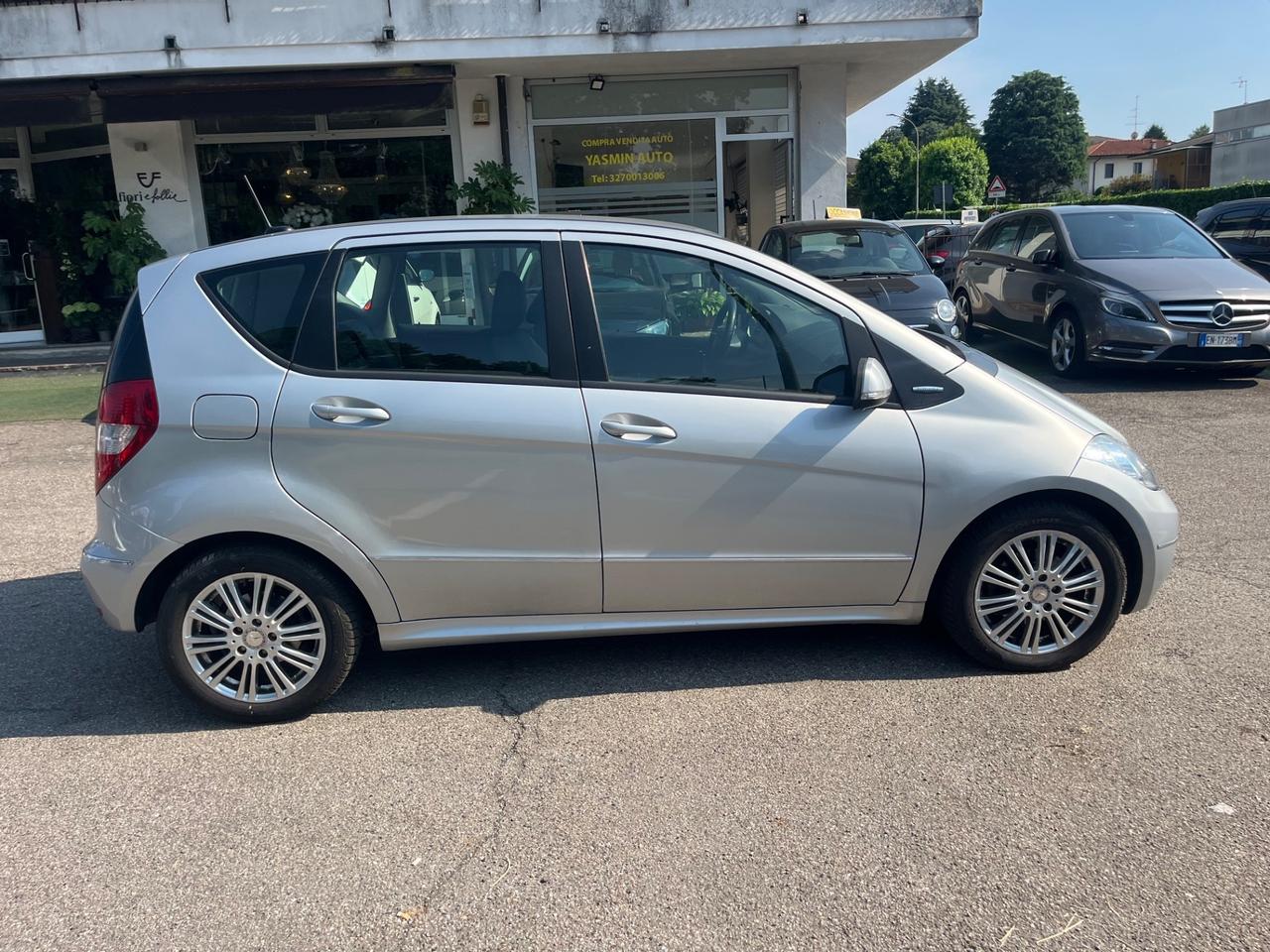 Mercedes A180CDI/cambio automatico/109CV/neopatentato/Euro4 con FAP/unico proprietario