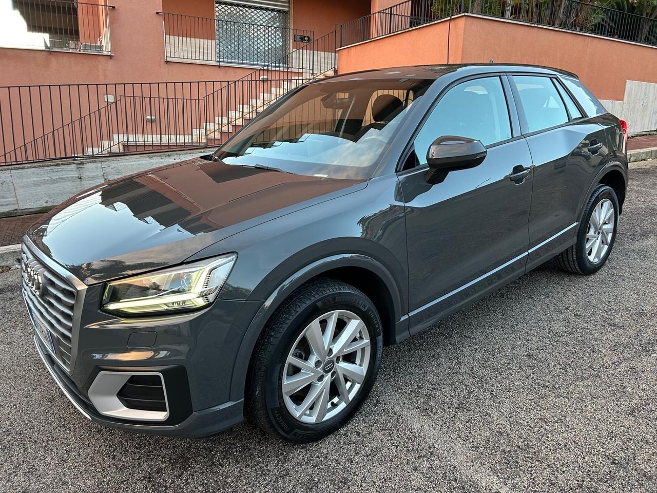 Audi Q2 1.6 TDI sport tagliandi ufficiali