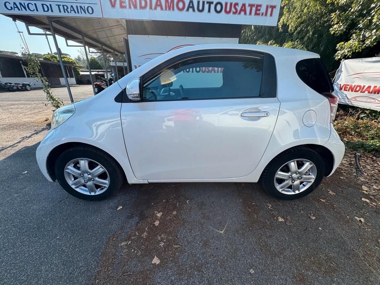 Toyota iQ 1.0 Sol