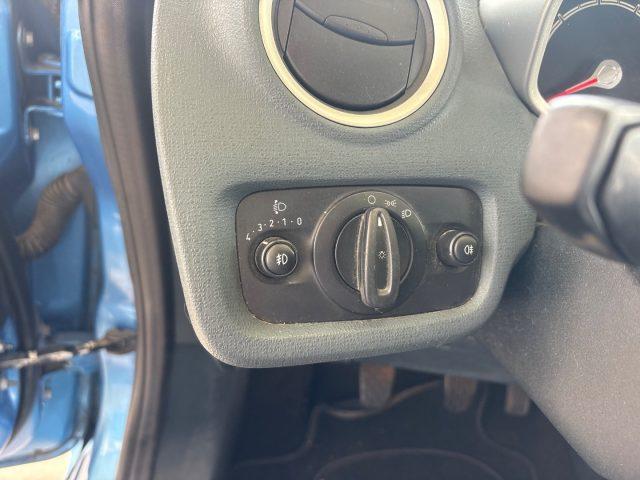 FORD Fiesta 1.2 82 CV 5 porte Titanium OK NEOPATENTATI