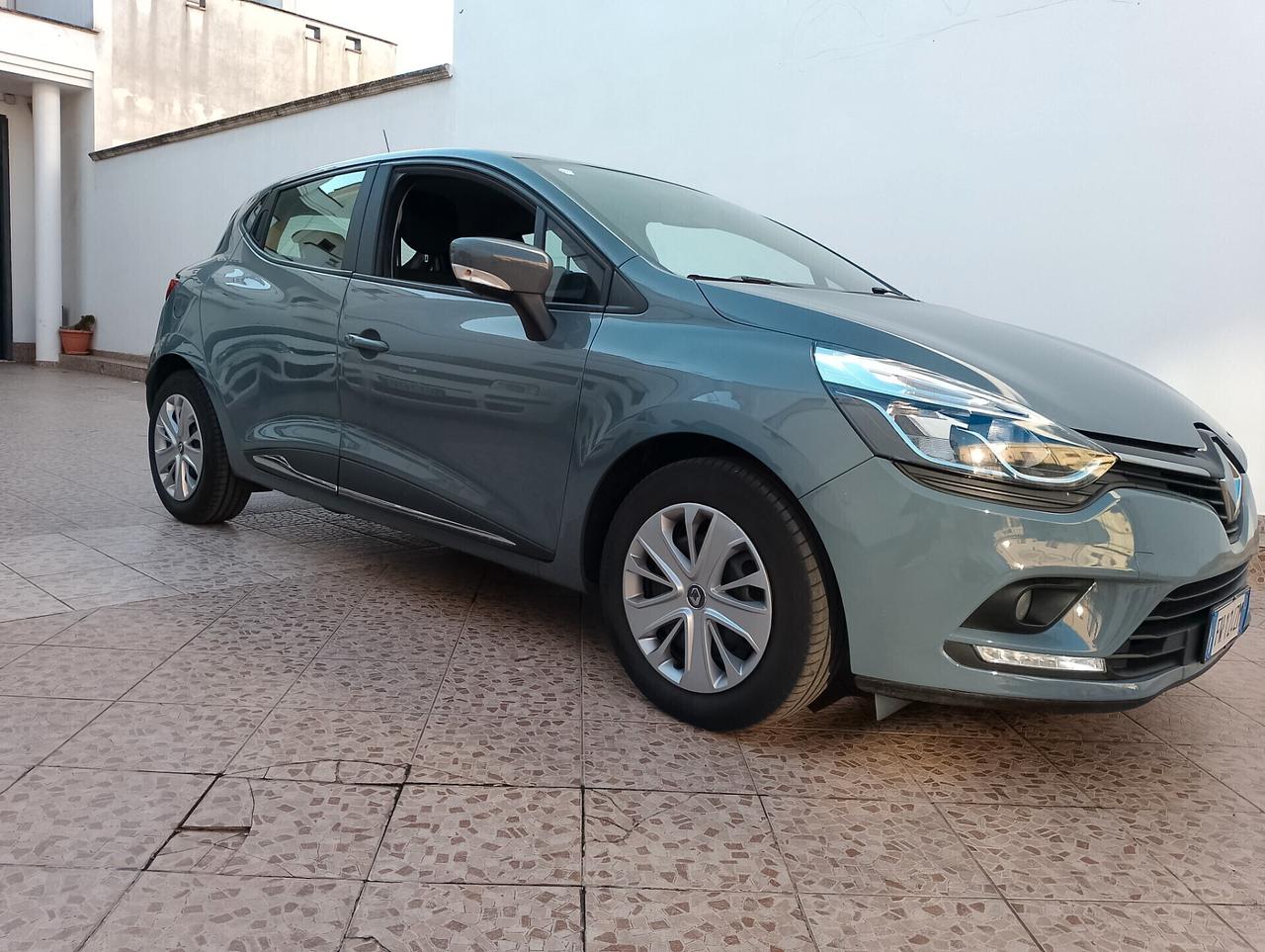 Renault Clio TCe 12V 90 CV 5 porte Business