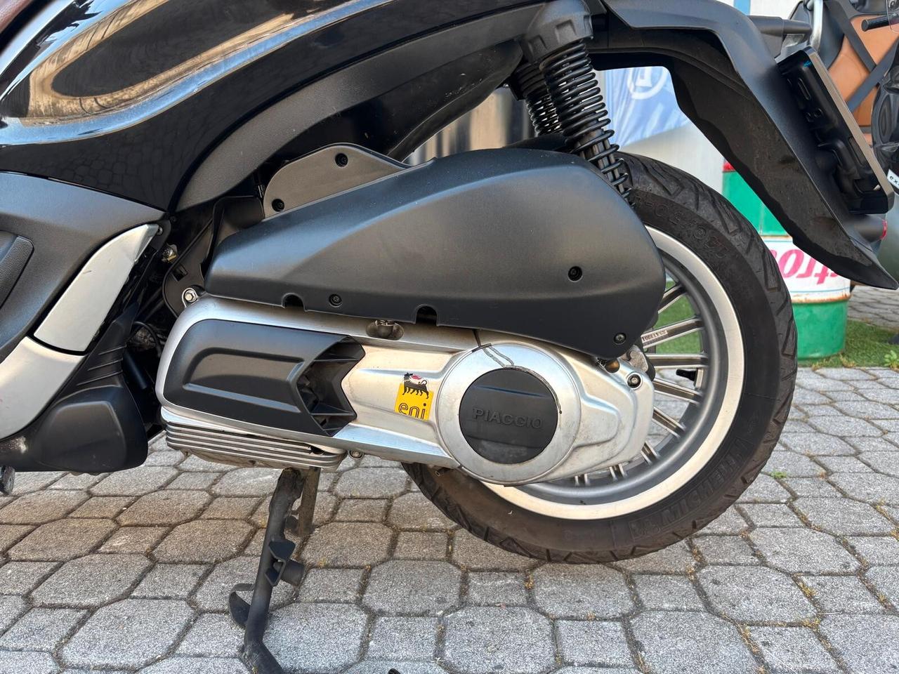 Piaggio Beverly 300 i.e. - Rif.581