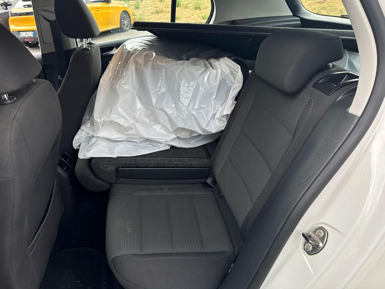 VOLKSWAGEN GOLF 1.6cc 105CV TDI NEOPATENTATI
