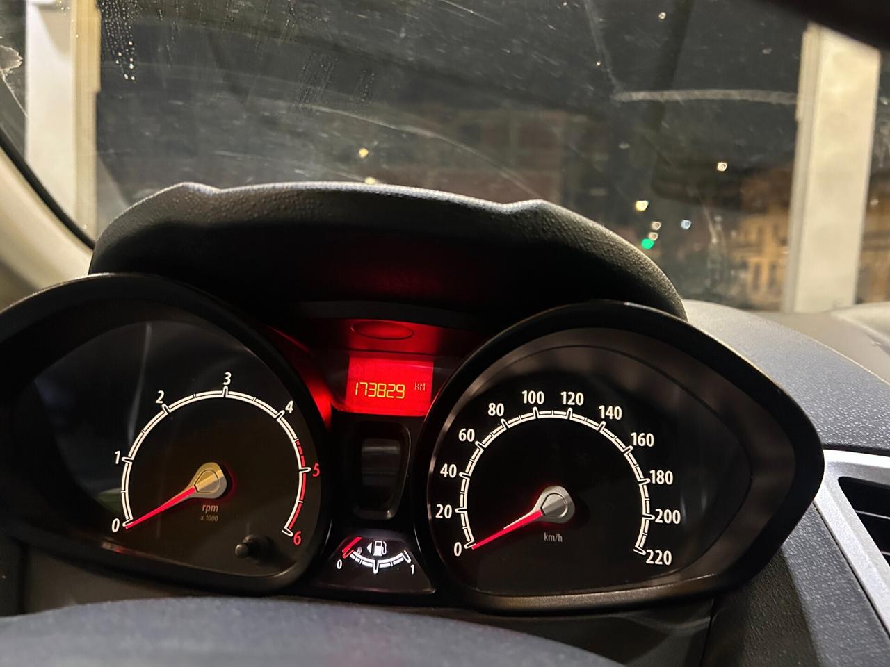 Ford Fiesta 1.4 TDCi 70CV 5 porte Titanium