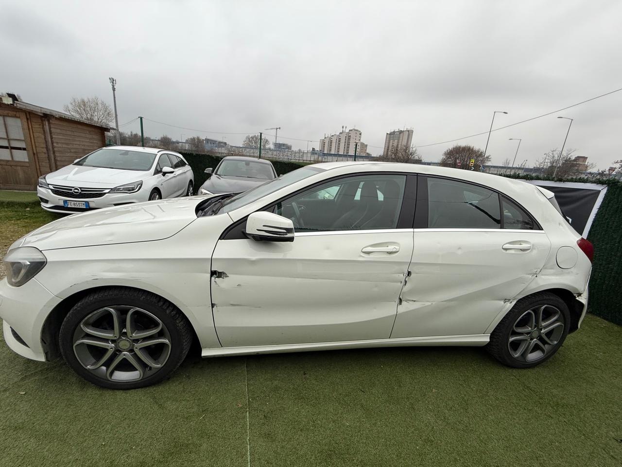 Mercedes A180 2013 DIESEL PREMIUM NEOPATENTATI